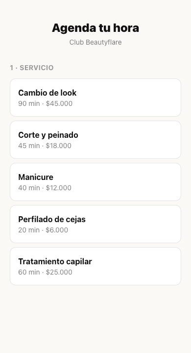 Pantalla de reserva de un salón de belleza, con servicios y precios